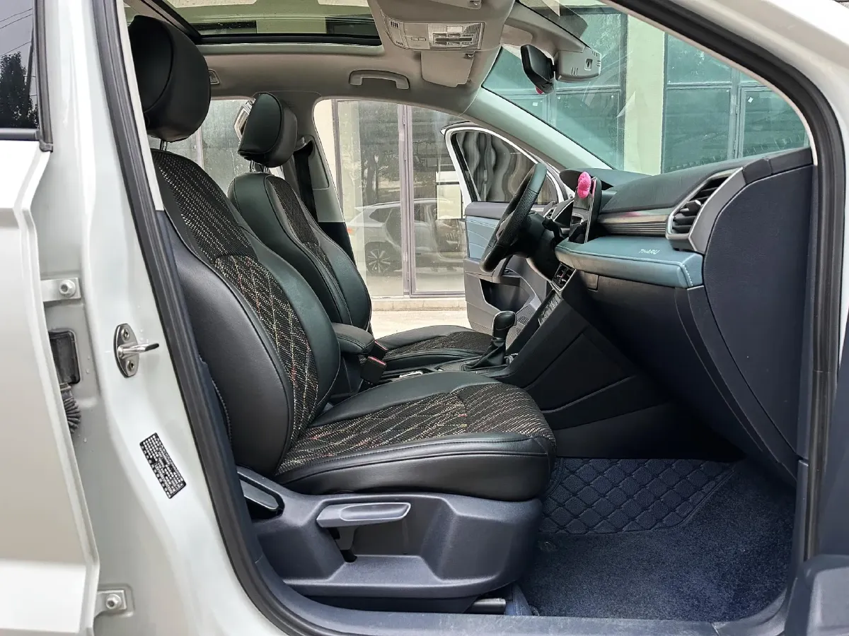 2023 Volkswagen Tharu 1.5T 160HP L4 7DCT,autocango,china used car exporter,china ev exporter,chinese used car exporter,chinese used ev exporter