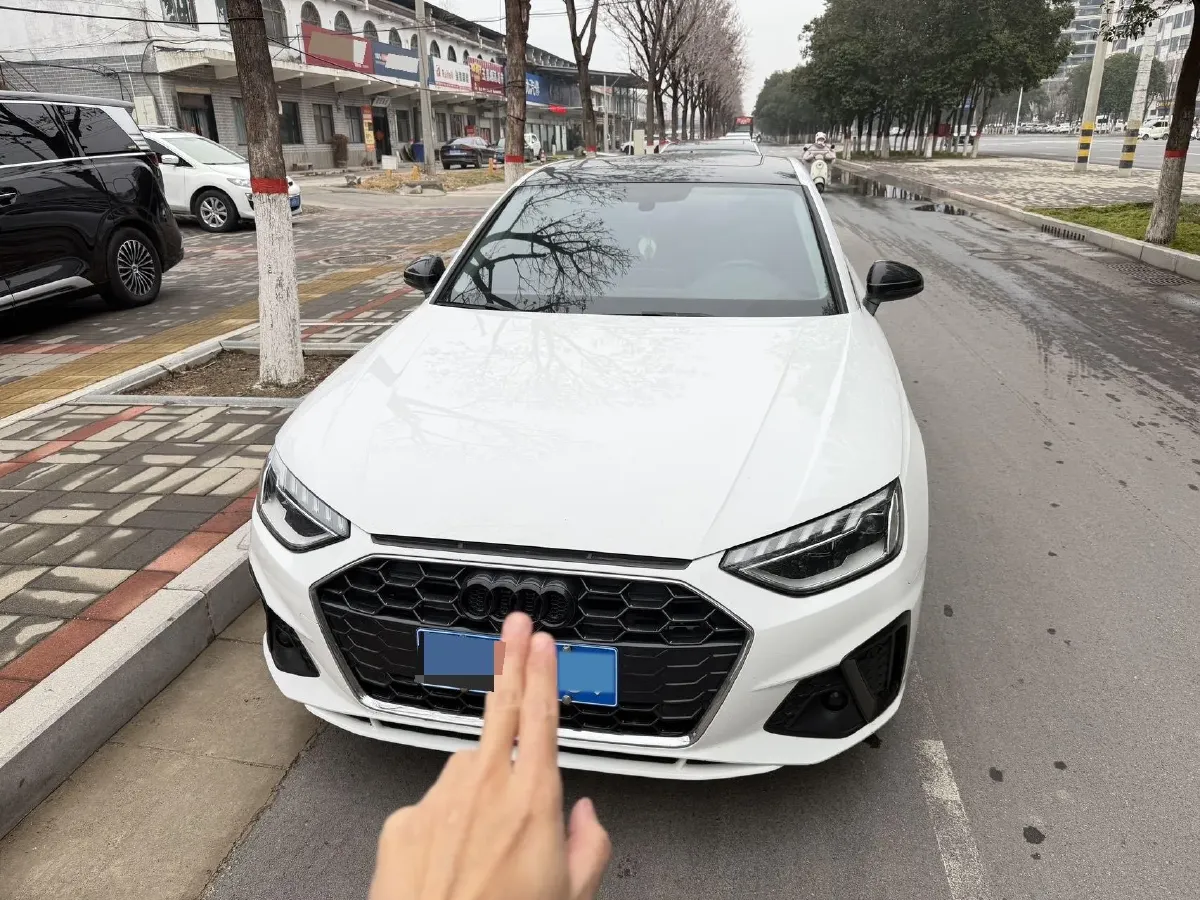 2020 Audi A4L 2.0T 190HP L4 7DCT,autocango,china used car exporter,china ev exporter,chinese used car exporter,chinese used ev exporter