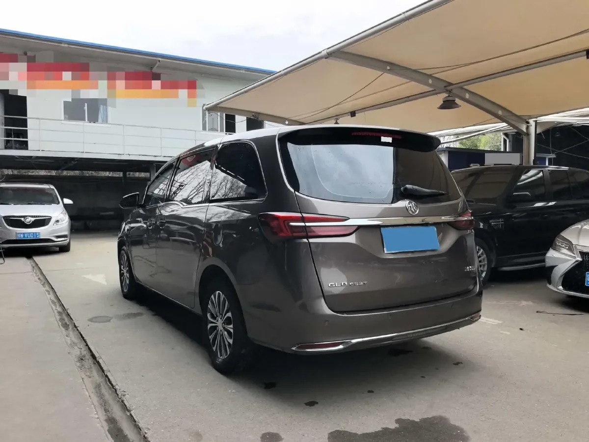 2021 Buick GL8 2.0T 237HP L4 9AT,autocango,china used car exporter,china ev exporter,chinese used car exporter,chinese used ev exporter