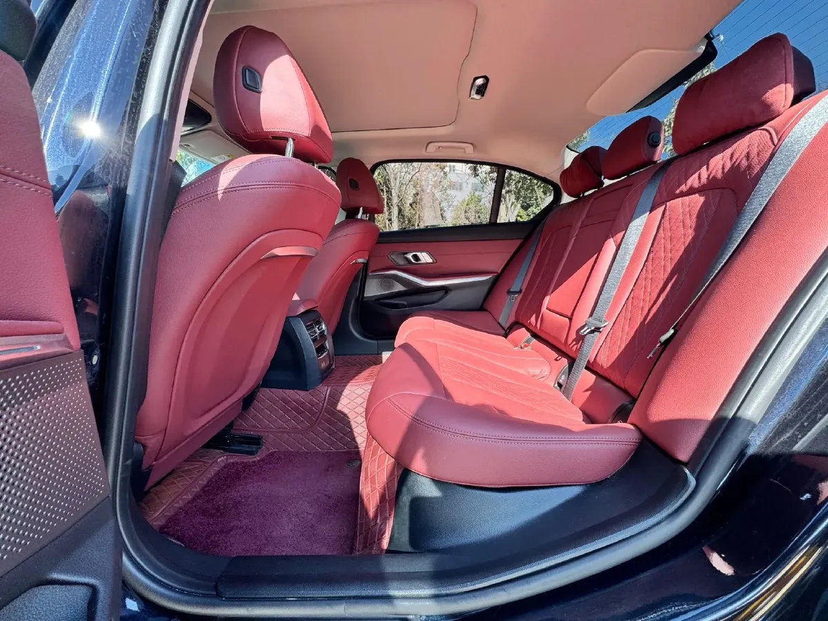 2024 BMW 3 Series 2.0T 184HP L4 8AT,autocango,china used car exporter,china ev exporter,chinese used car exporter,chinese used ev exporter