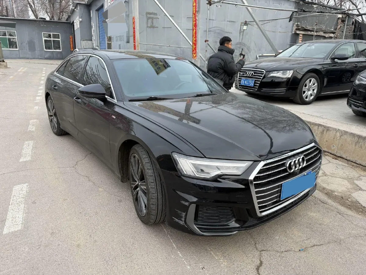 2019 Mercedes-Benz GLC Class 2.0T 245HP L4 9AT,autocango,china used car exporter,china ev exporter,chinese used car exporter,chinese used ev exporter