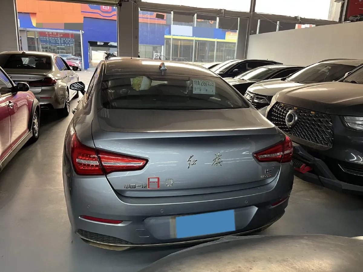 2020 HongQi H5 1.5T 169HP L4 7DCT,autocango,china used car exporter,china ev exporter,chinese used car exporter,chinese used ev exporter