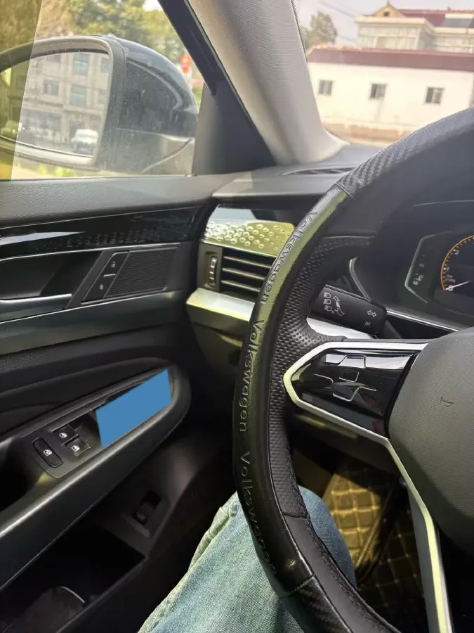 2023 Volkswagen Passat 2.0T 186HP L4 7DCT,autocango,china used car exporter,china ev exporter,chinese used car exporter,chinese used ev exporter