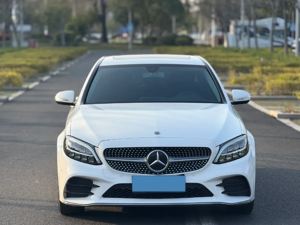 2020 Mercedes-Benz C Class 1.5T 156HP L4 9AT,autocango,china used car exporter,china ev exporter,chinese used car exporter,chinese used ev exporter