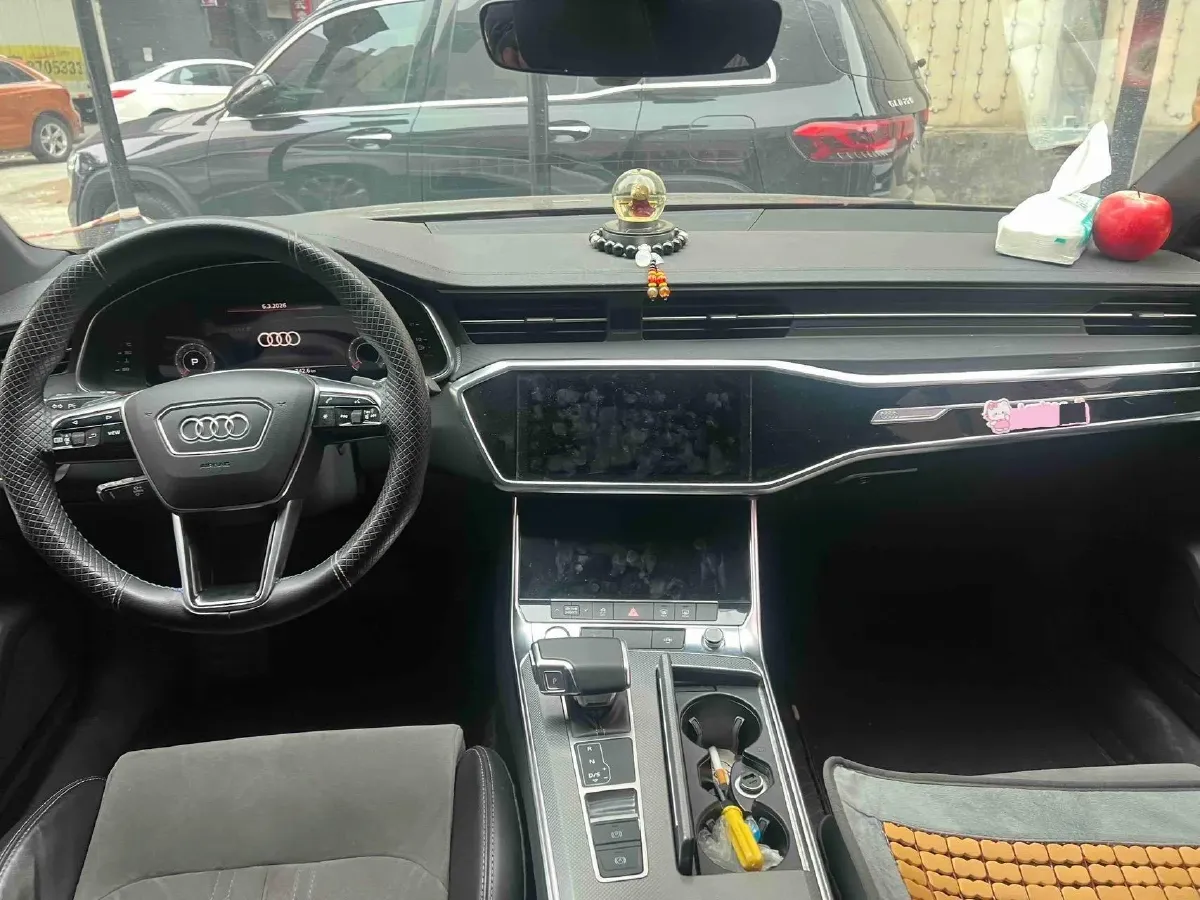 2020 Audi A6L 2.0T 224HP L4 7DCT,autocango,china used car exporter,china ev exporter,chinese used car exporter,chinese used ev exporter