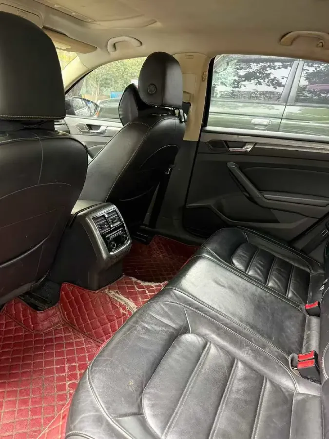 2017 Volkswagen Passat 1.8T 180HP L4 7DCT,autocango,china used car exporter,china ev exporter,chinese used car exporter,chinese used ev exporter