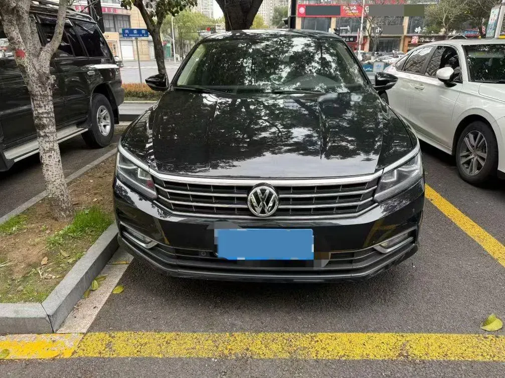 2017 Volkswagen Passat 1.8T 180HP L4 7DCT,autocango,china used car exporter,china ev exporter,chinese used car exporter,chinese used ev exporter