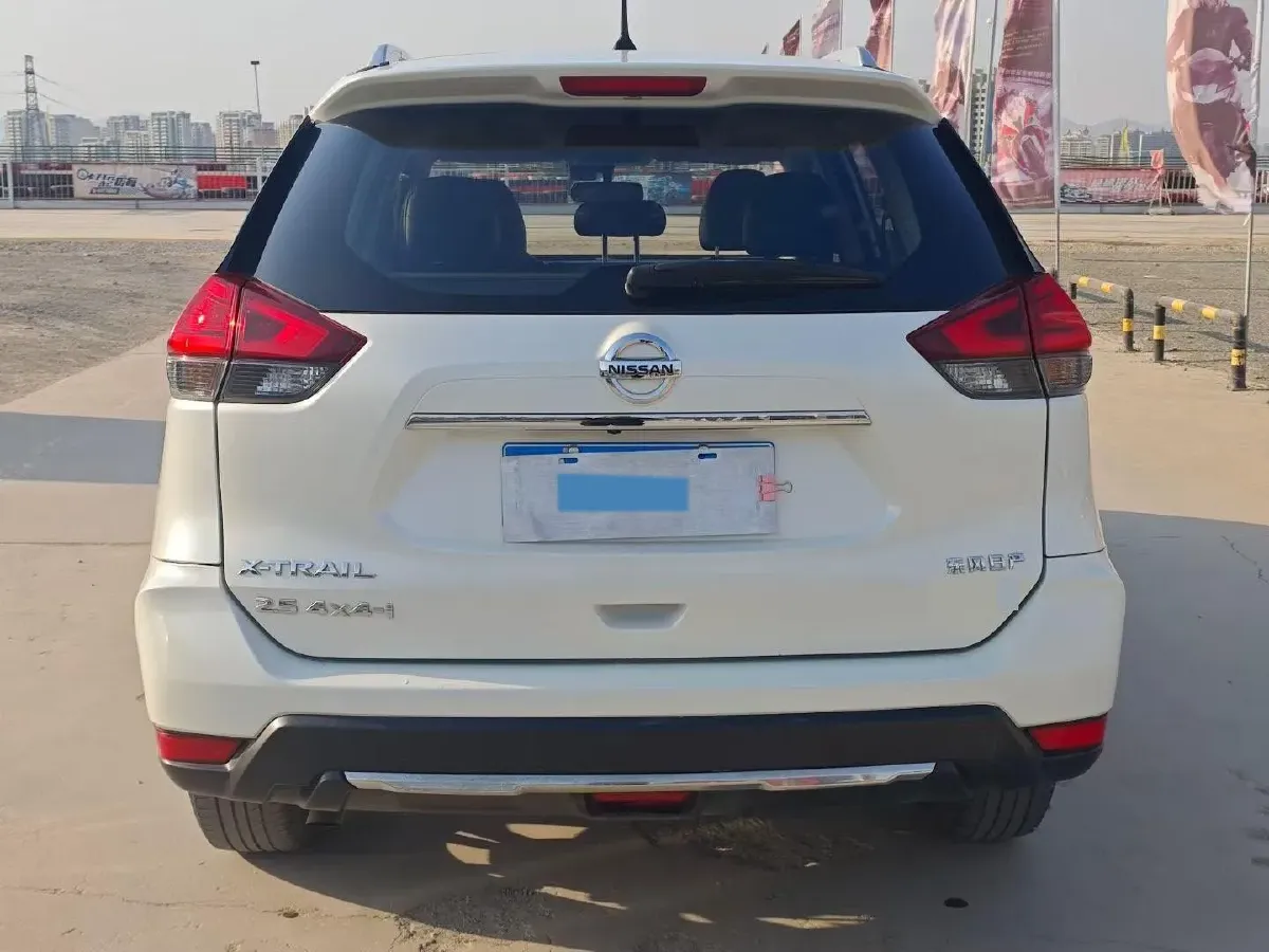 2021 Nissan X-Trail 2.5L 181HP L4 CVT,autocango,china used car exporter,china ev exporter,chinese used car exporter,chinese used ev exporter