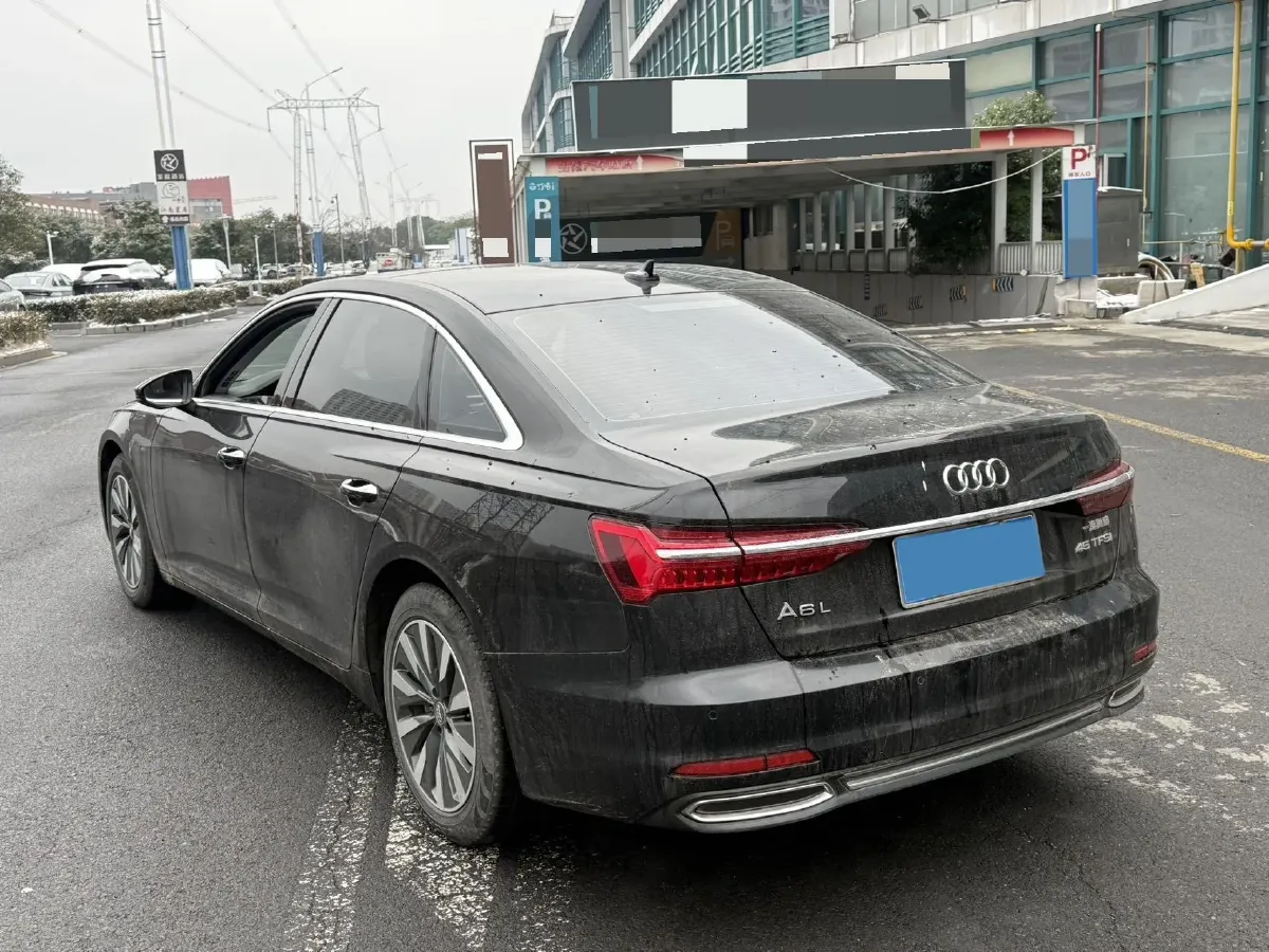 2021 Audi A6L 2.0T 224HP L4 7DCT,autocango,china used car exporter,china ev exporter,chinese used car exporter,chinese used ev exporter