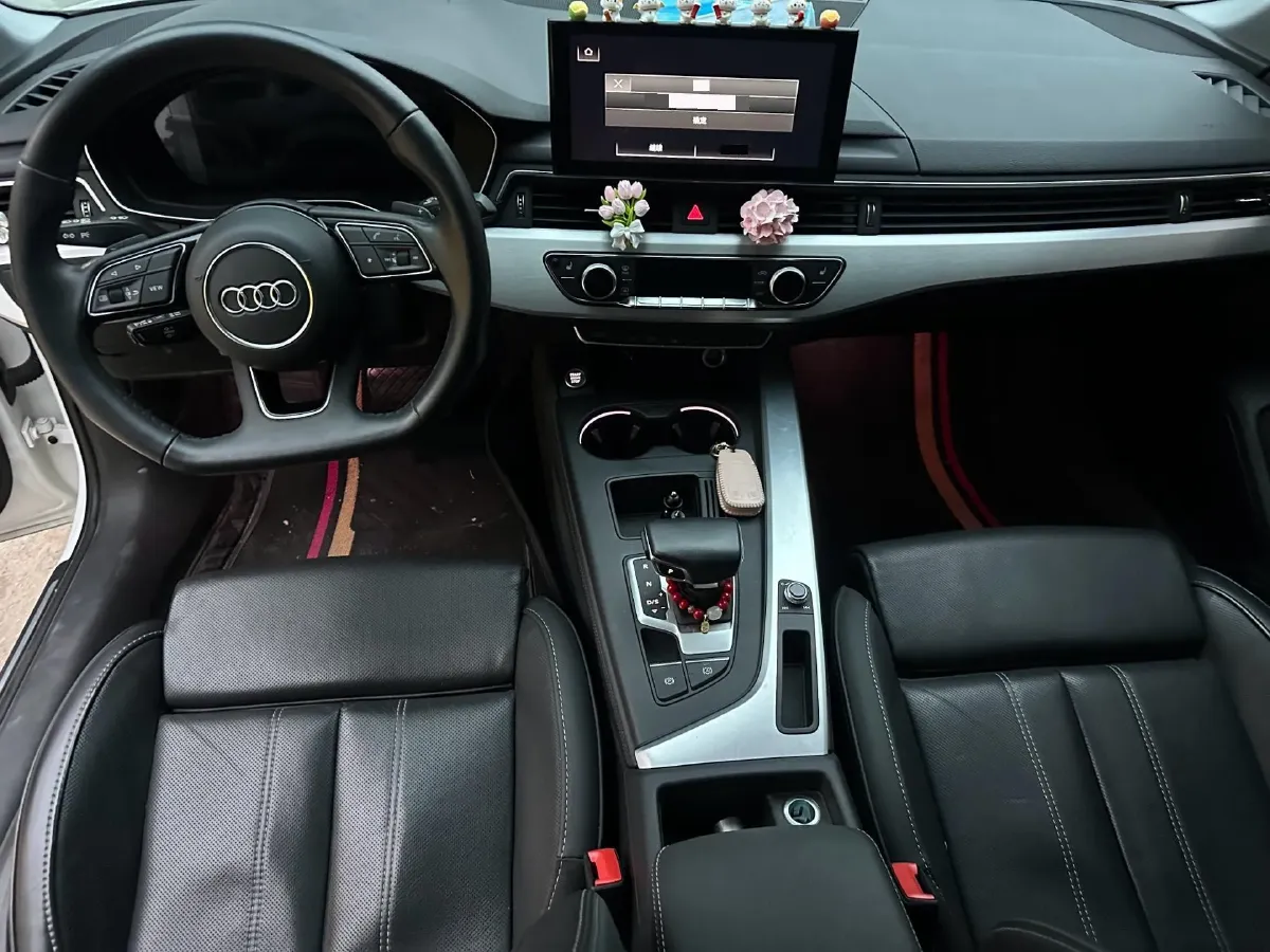 2023 Audi A4L 2.0T 190HP L4 7DCT,autocango,china used car exporter,china ev exporter,chinese used car exporter,chinese used ev exporter