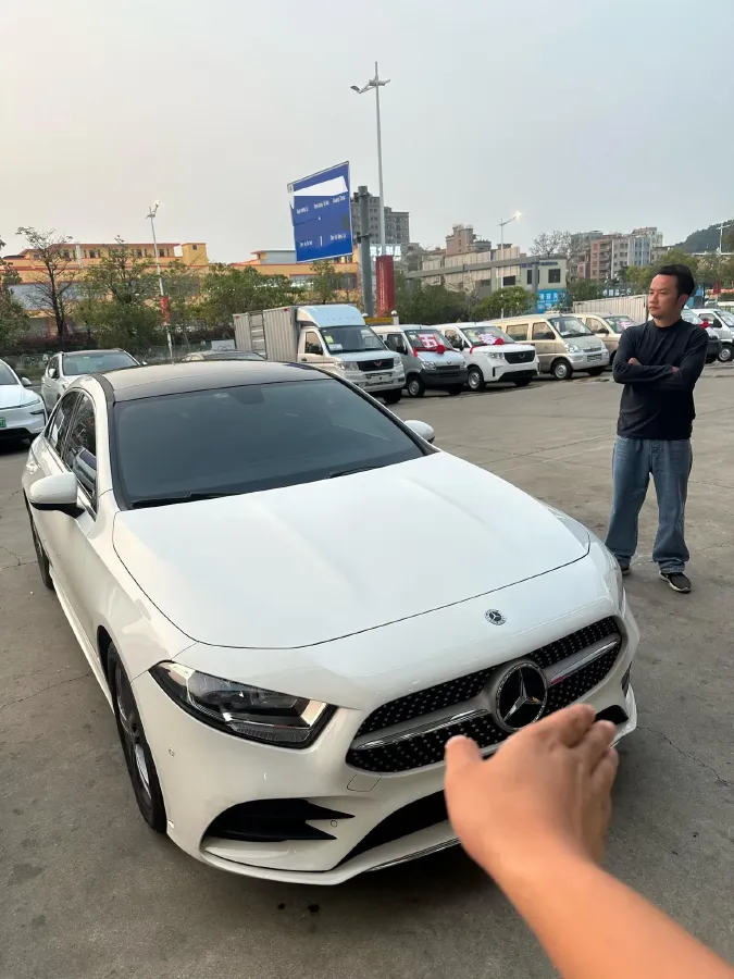 2021 Mercedes-Benz A Class 1.3T 136HP L4 7DCT,autocango,china used car exporter,china ev exporter,chinese used car exporter,chinese used ev exporter
