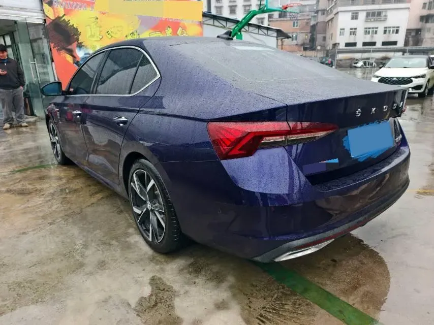2021 Skoda Octavia 1.4T 150HP L4 7DCT,autocango,china used car exporter,china ev exporter,chinese used car exporter,chinese used ev exporter