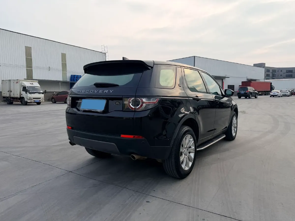 2019 Land Rover Discovery Sport 2.0T 241HP L4 9AT,autocango,china used car exporter,china ev exporter,chinese used car exporter,chinese used ev exporter