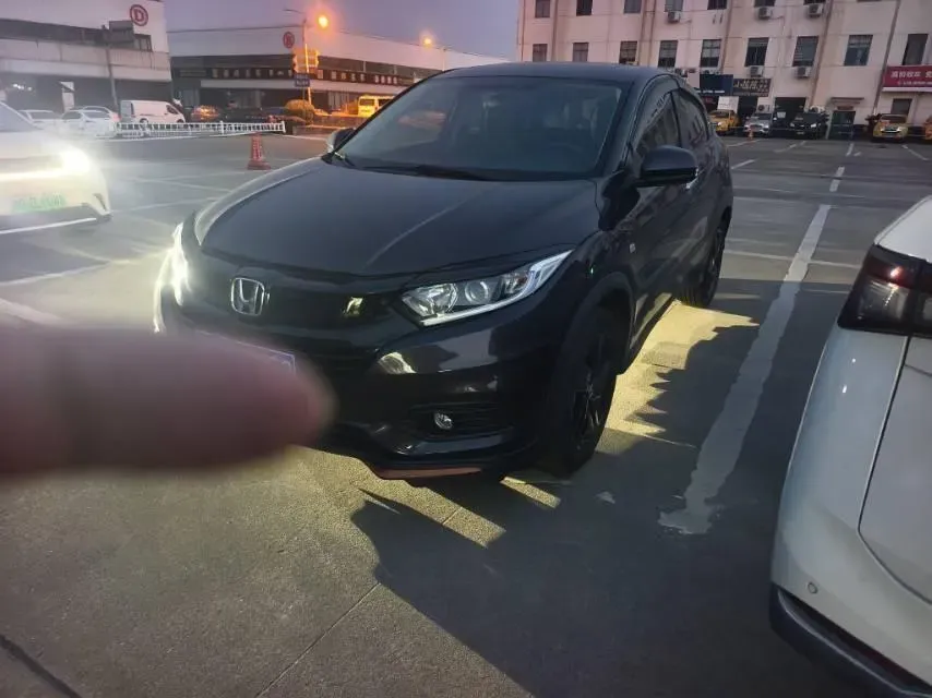 2022 Honda Vezel 1.5L 131HP L4 CVT,autocango,china used car exporter,china ev exporter,chinese used car exporter,chinese used ev exporter