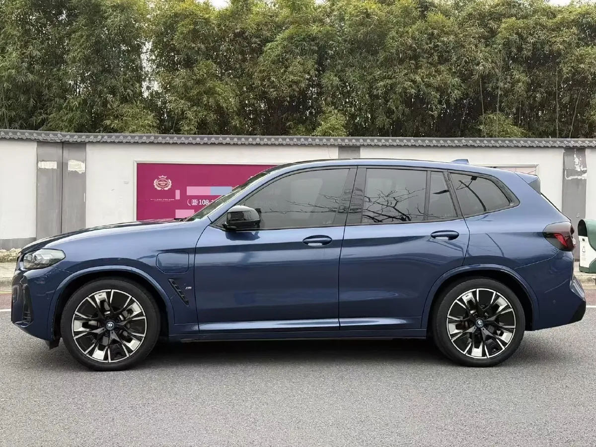 2022 BMW iX3 BEV 80KWH,autocango,china used car exporter,china ev exporter,chinese used car exporter,chinese used ev exporter