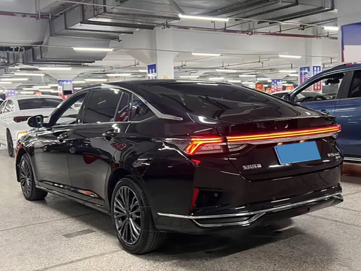 2023 DongFeng Aeolus YiXuan MAX 1.5T 190HP L4 7DCT,autocango,china used car exporter,china ev exporter,chinese used car exporter,chinese used ev exporter