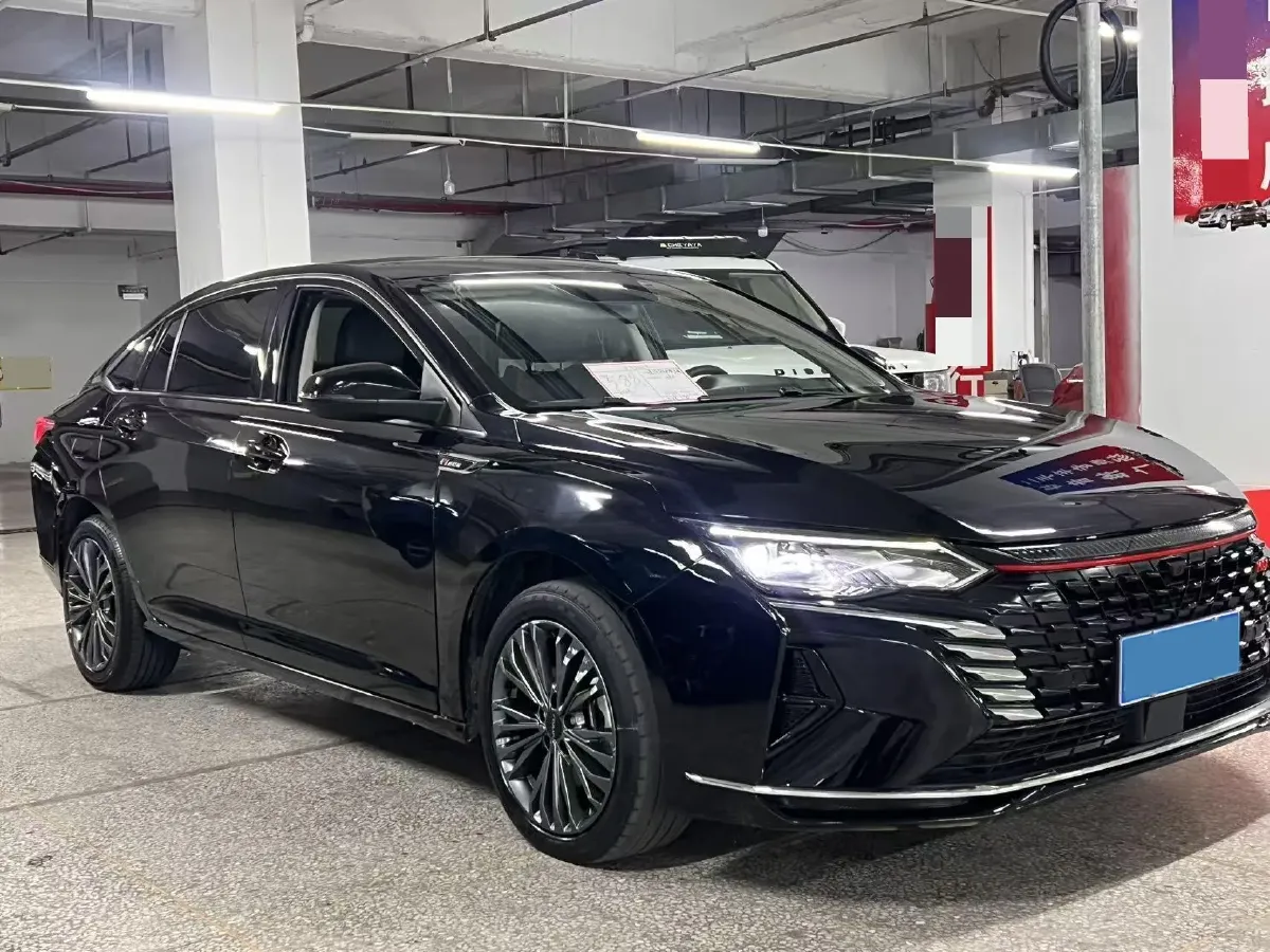 2023 DongFeng Aeolus YiXuan MAX 1.5T 190HP L4 7DCT,autocango,china used car exporter,china ev exporter,chinese used car exporter,chinese used ev exporter