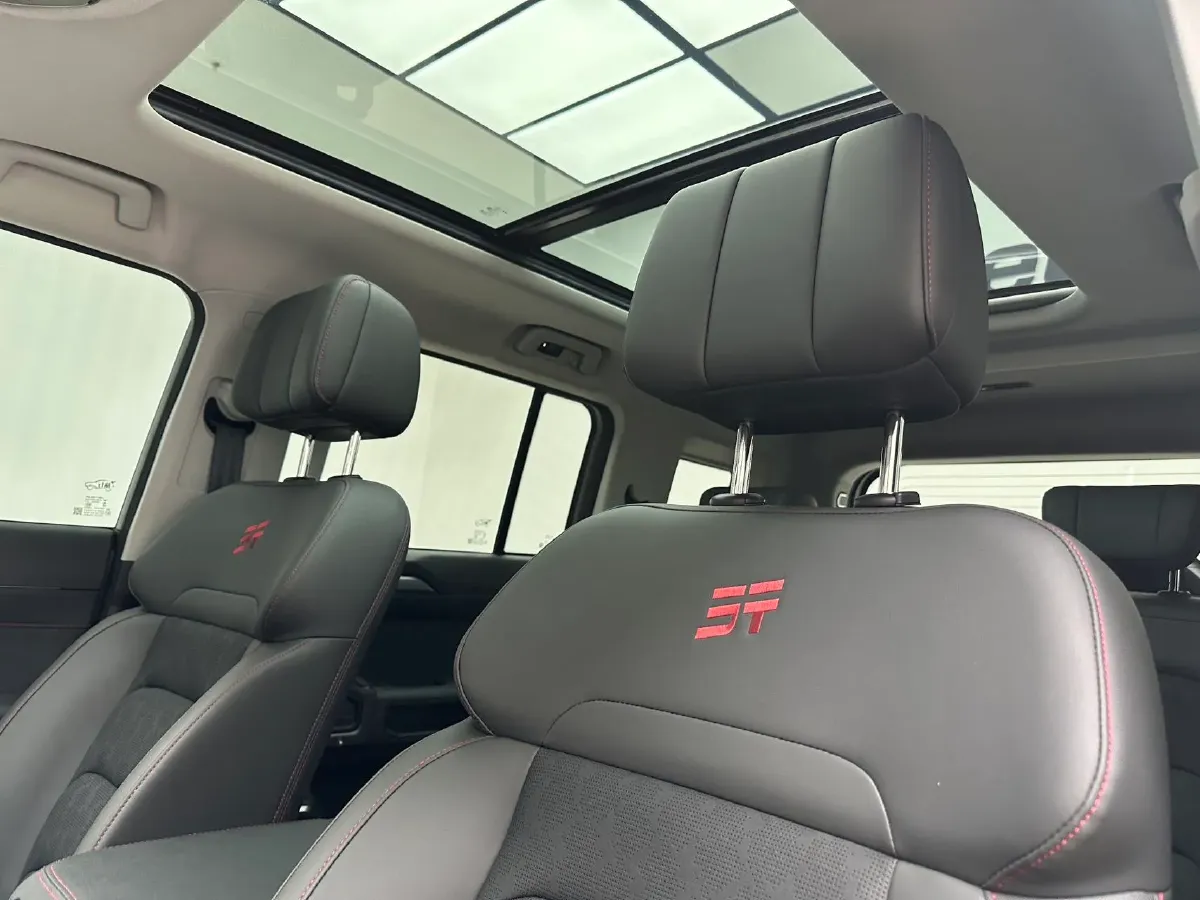 2023 Jetour Traveller 1.5T 184HP L4 7DCT,autocango,china used car exporter,china ev exporter,chinese used car exporter,chinese used ev exporter