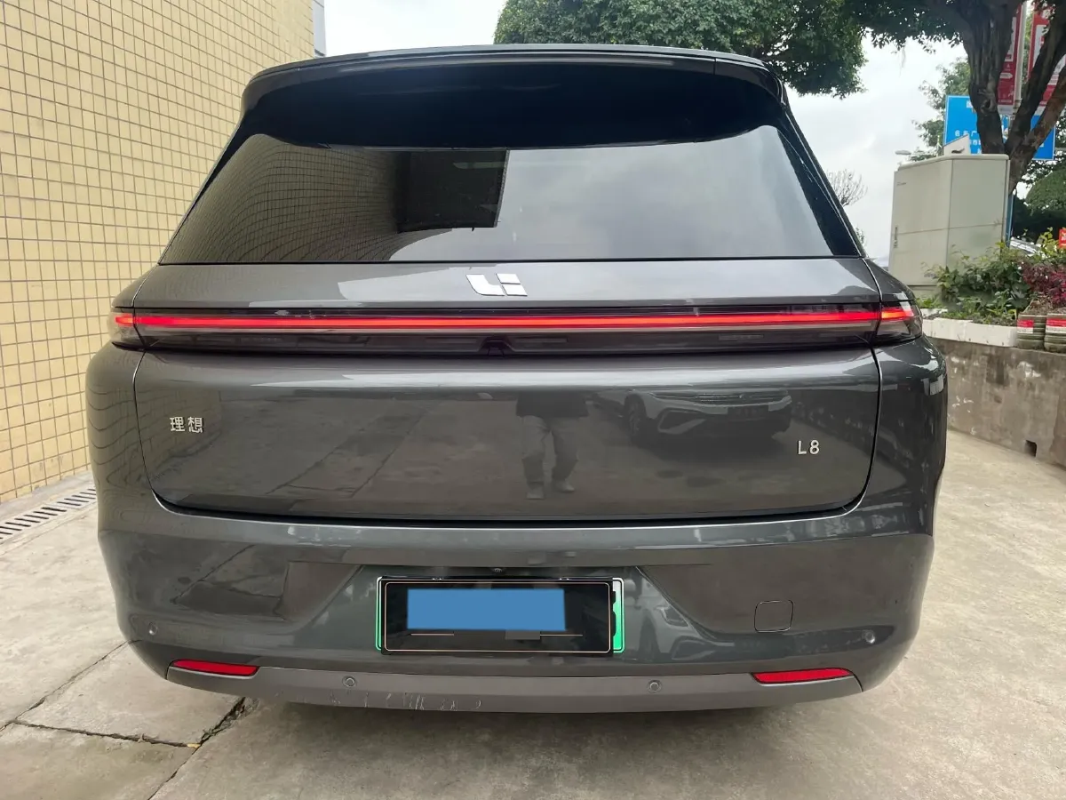 2023 Li L8 Range Extended 154HP REEV 40.9KWH,autocango,china used car exporter,china ev exporter,chinese used car exporter,chinese used ev exporter