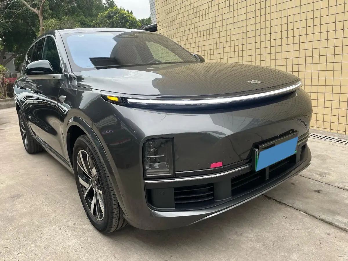 2023 Li L8 Range Extended 154HP REEV 40.9KWH,autocango,china used car exporter,china ev exporter,chinese used car exporter,chinese used ev exporter