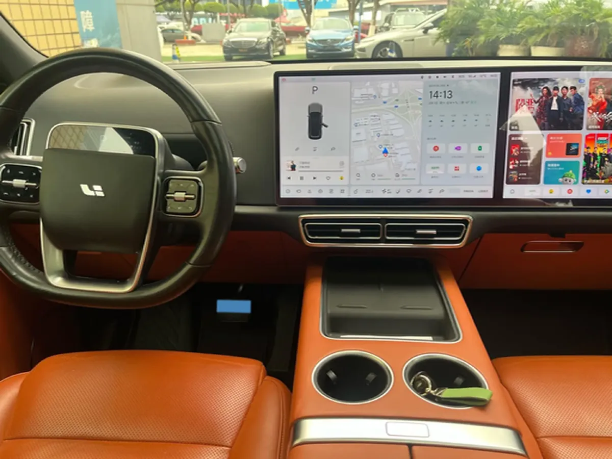 2023 Li L8 Range Extended 154HP REEV 40.9KWH,autocango,china used car exporter,china ev exporter,chinese used car exporter,chinese used ev exporter