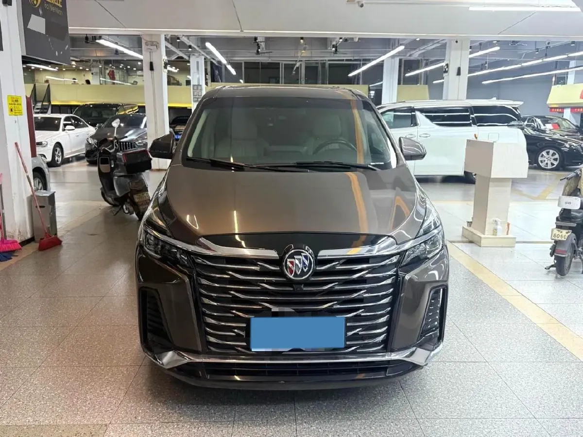 2023 Buick GL8 2.0T 237HP L4 9AT,autocango,china used car exporter,china ev exporter,chinese used car exporter,chinese used ev exporter