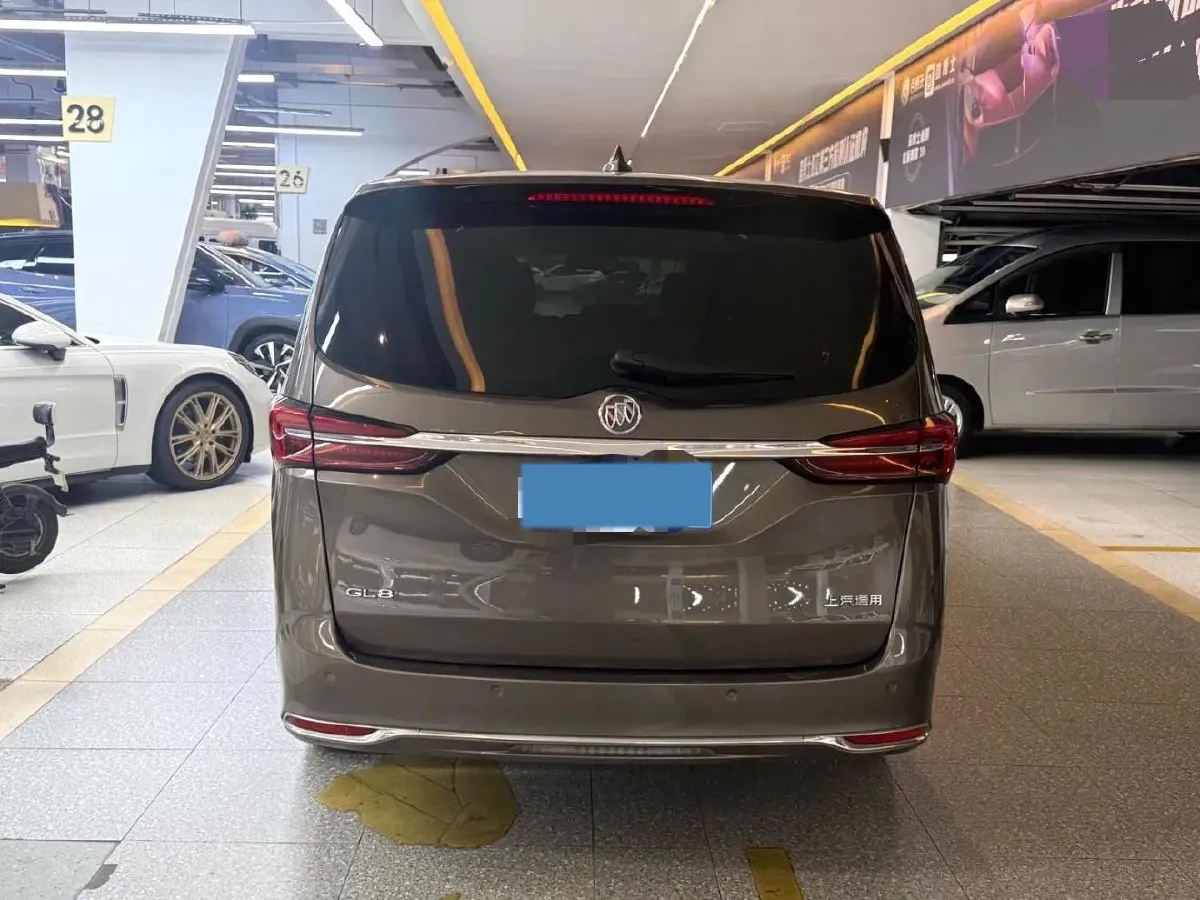 2023 Buick GL8 2.0T 237HP L4 9AT,autocango,china used car exporter,china ev exporter,chinese used car exporter,chinese used ev exporter