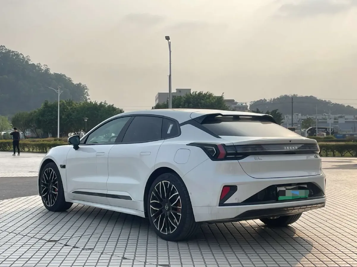 2025 Zeekr 001 BEV 100KWH,autocango,china used car exporter,china ev exporter,chinese used car exporter,chinese used ev exporter