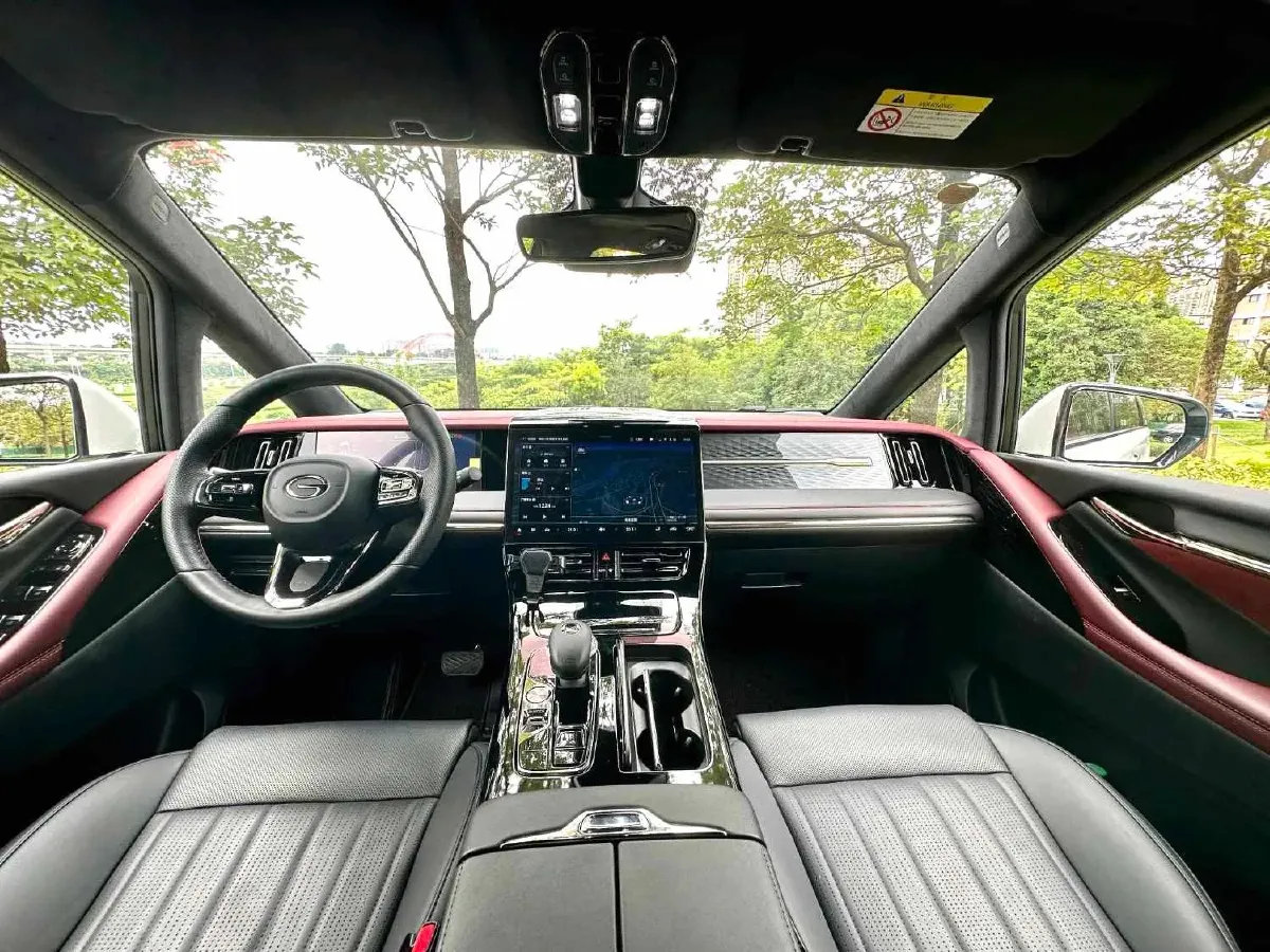 2023 GAC Trumpchi M8 2.0T 252HP L4 8AT,autocango,china used car exporter,china ev exporter,chinese used car exporter,chinese used ev exporter