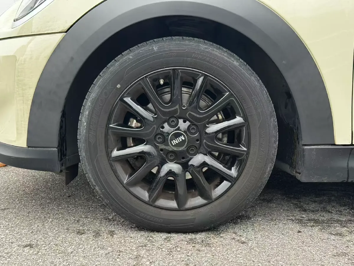 2022 MINI MINI 1.5T 102HP L3 7DCT,autocango,china used car exporter,china ev exporter,chinese used car exporter,chinese used ev exporter