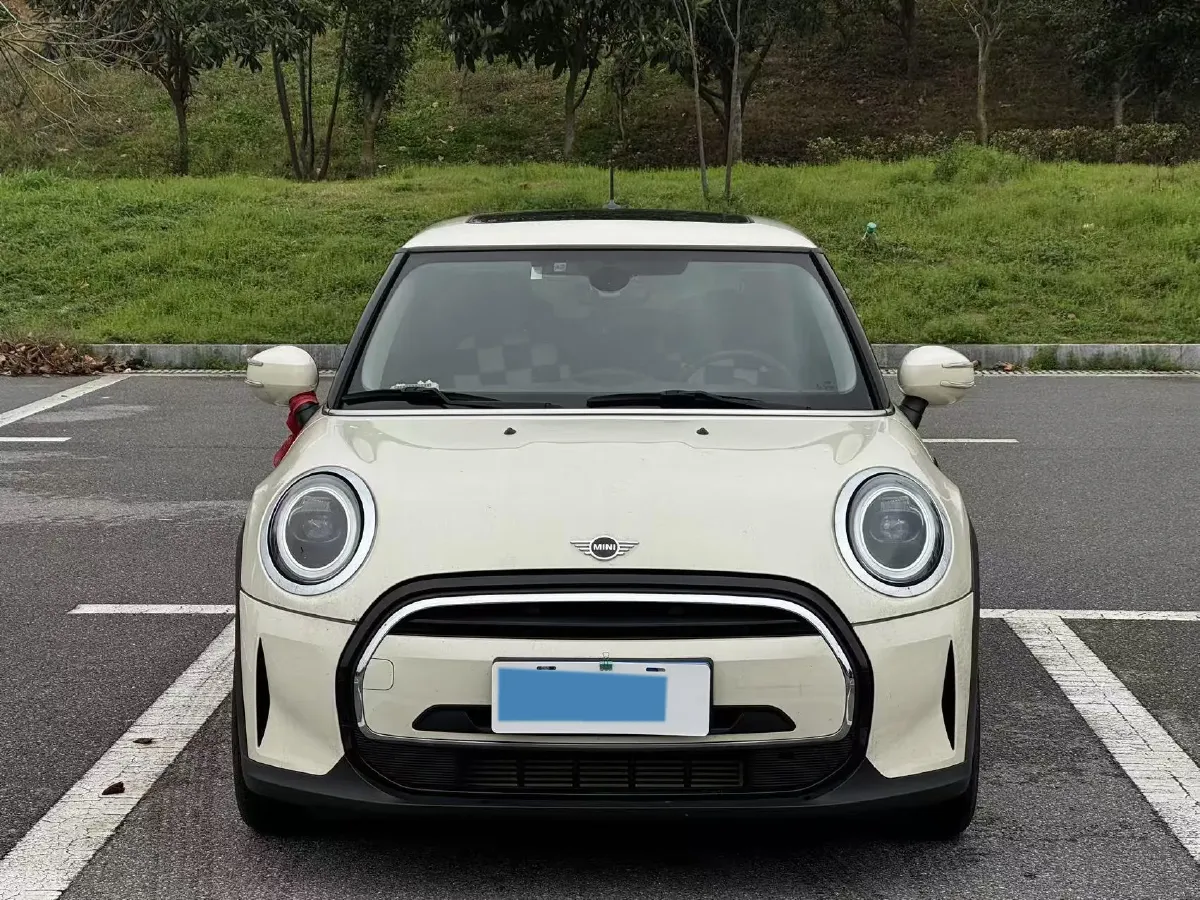 2022 MINI MINI 1.5T 102HP L3 7DCT,autocango,china used car exporter,china ev exporter,chinese used car exporter,chinese used ev exporter