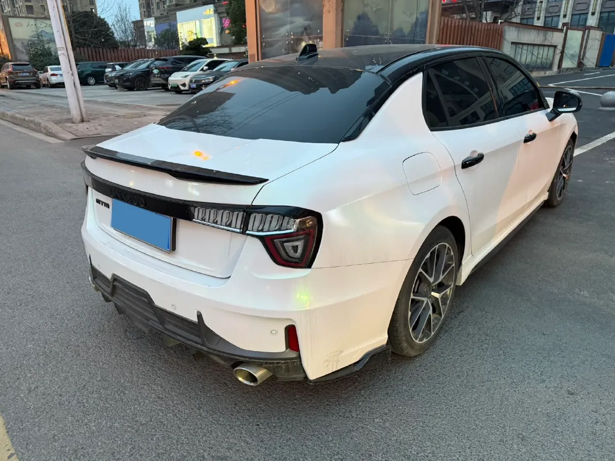 2022 LYNK&CO 03 2.0T 190HP L4 7DCT,autocango,china used car exporter,china ev exporter,chinese used car exporter,chinese used ev exporter