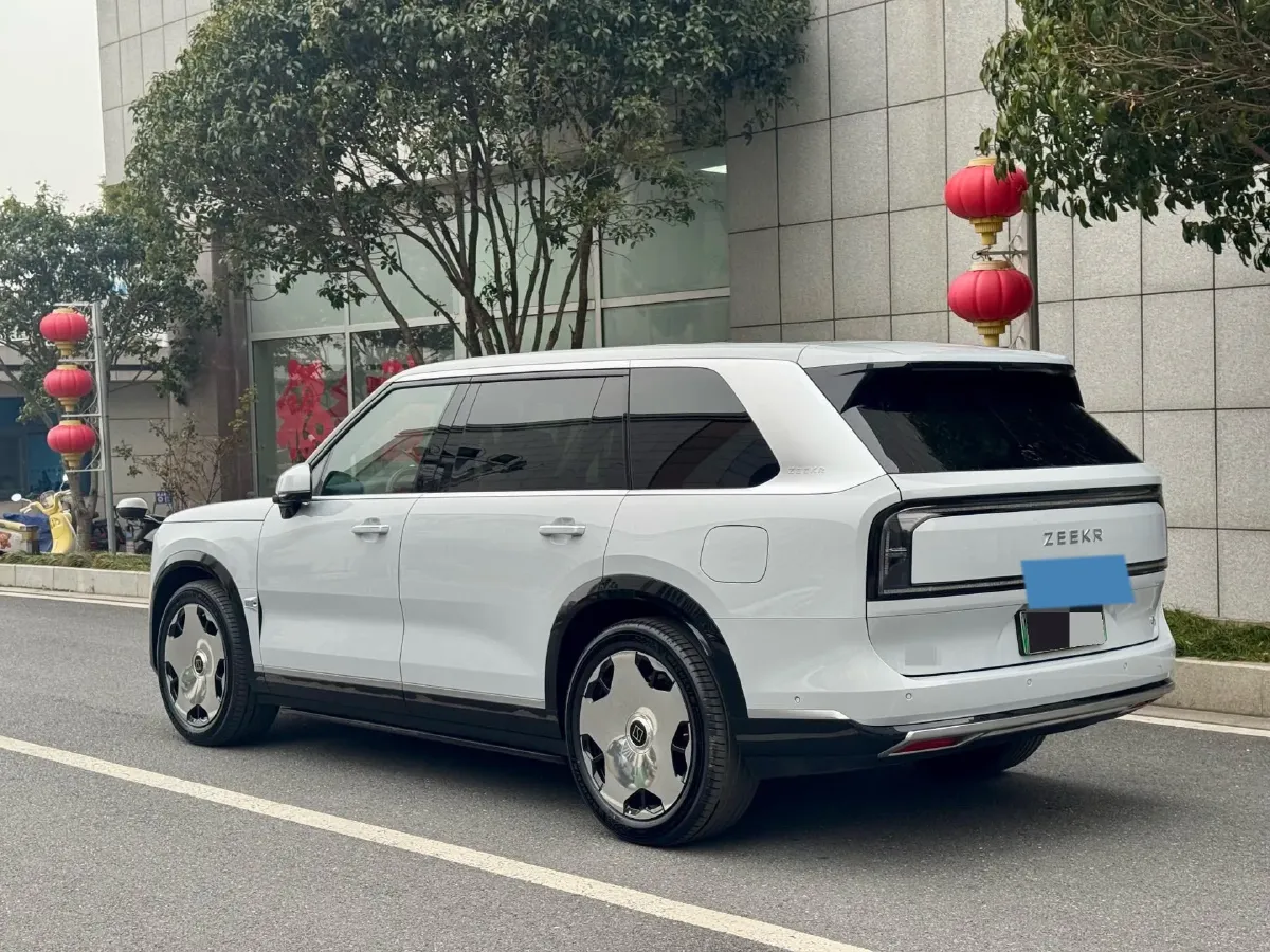 2025 Zeekr 9X 2.0T 279HP L4 1DHT PHEV,autocango,china used car exporter,china ev exporter,chinese used car exporter,chinese used ev exporter