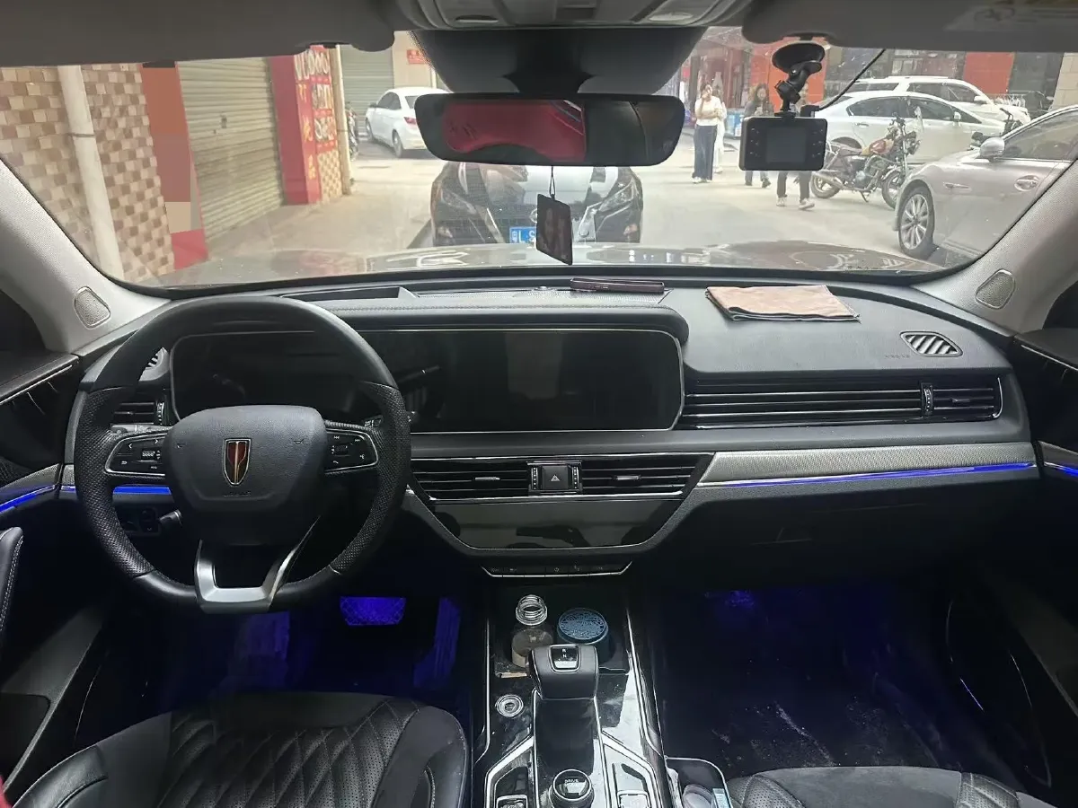 2022 HongQi HS5 2.0T 224HP L4 6AT,autocango,china used car exporter,china ev exporter,chinese used car exporter,chinese used ev exporter
