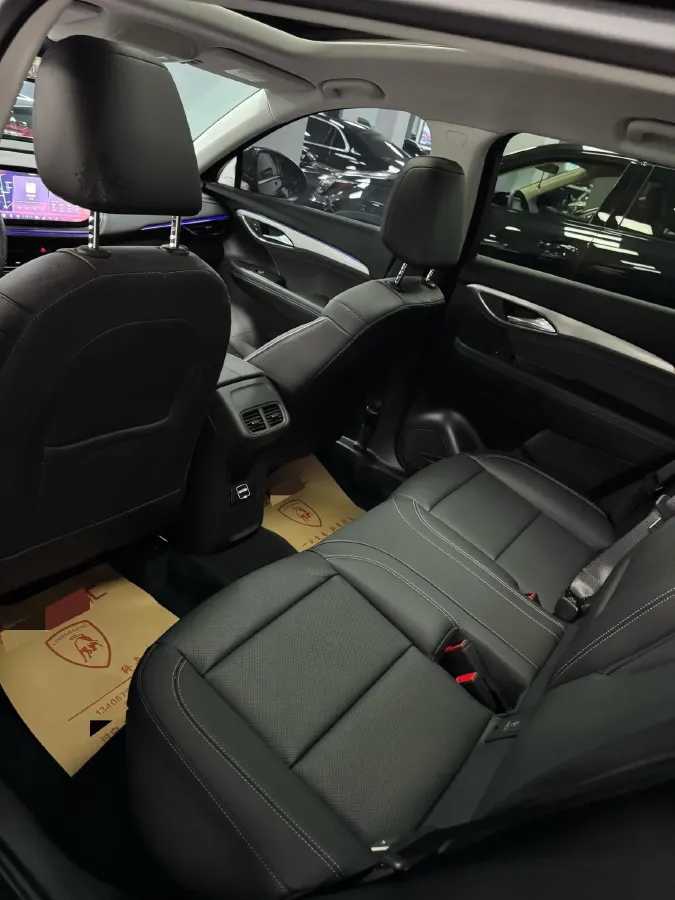 2025 Buick EnvisionPlus 2.0T 237HP L4 9AT,autocango,china used car exporter,china ev exporter,chinese used car exporter,chinese used ev exporter