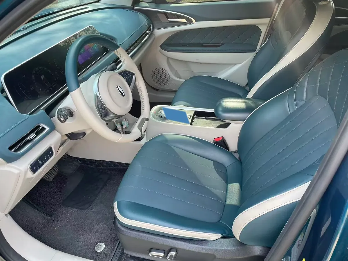 2022 ChangAn Oshan X7 Plus 1.5T 188HP L4 7DCT,autocango,china used car exporter,china ev exporter,chinese used car exporter,chinese used ev exporter