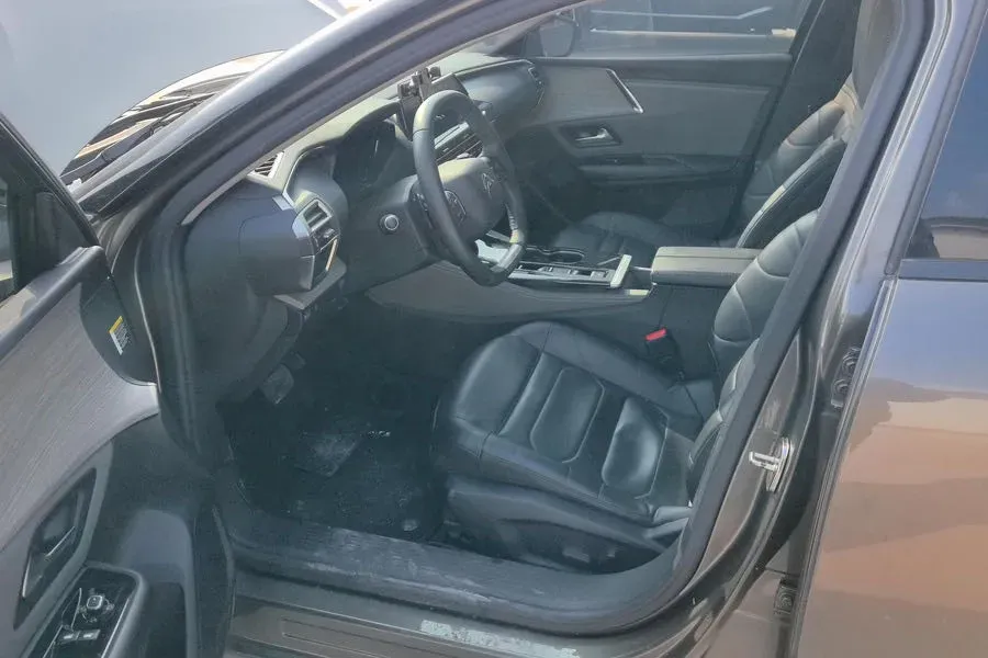 2022 Citroen C5 X 1.6T 175HP L4 8AT,autocango,china used car exporter,china ev exporter,chinese used car exporter,chinese used ev exporter