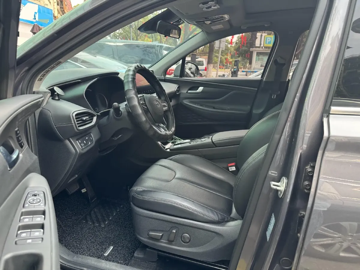 2019 Hyundai Santafe 2.0T 240HP L4 8AT,autocango,china used car exporter,china ev exporter,chinese used car exporter,chinese used ev exporter