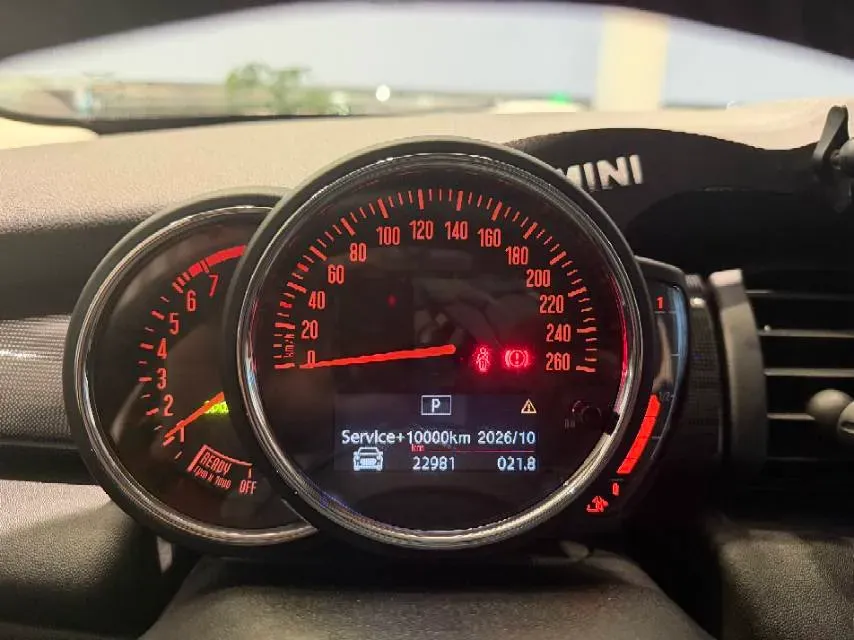 2019 MINI MINI 1.5T 136HP L3 7DCT,autocango,china used car exporter,china ev exporter,chinese used car exporter,chinese used ev exporter