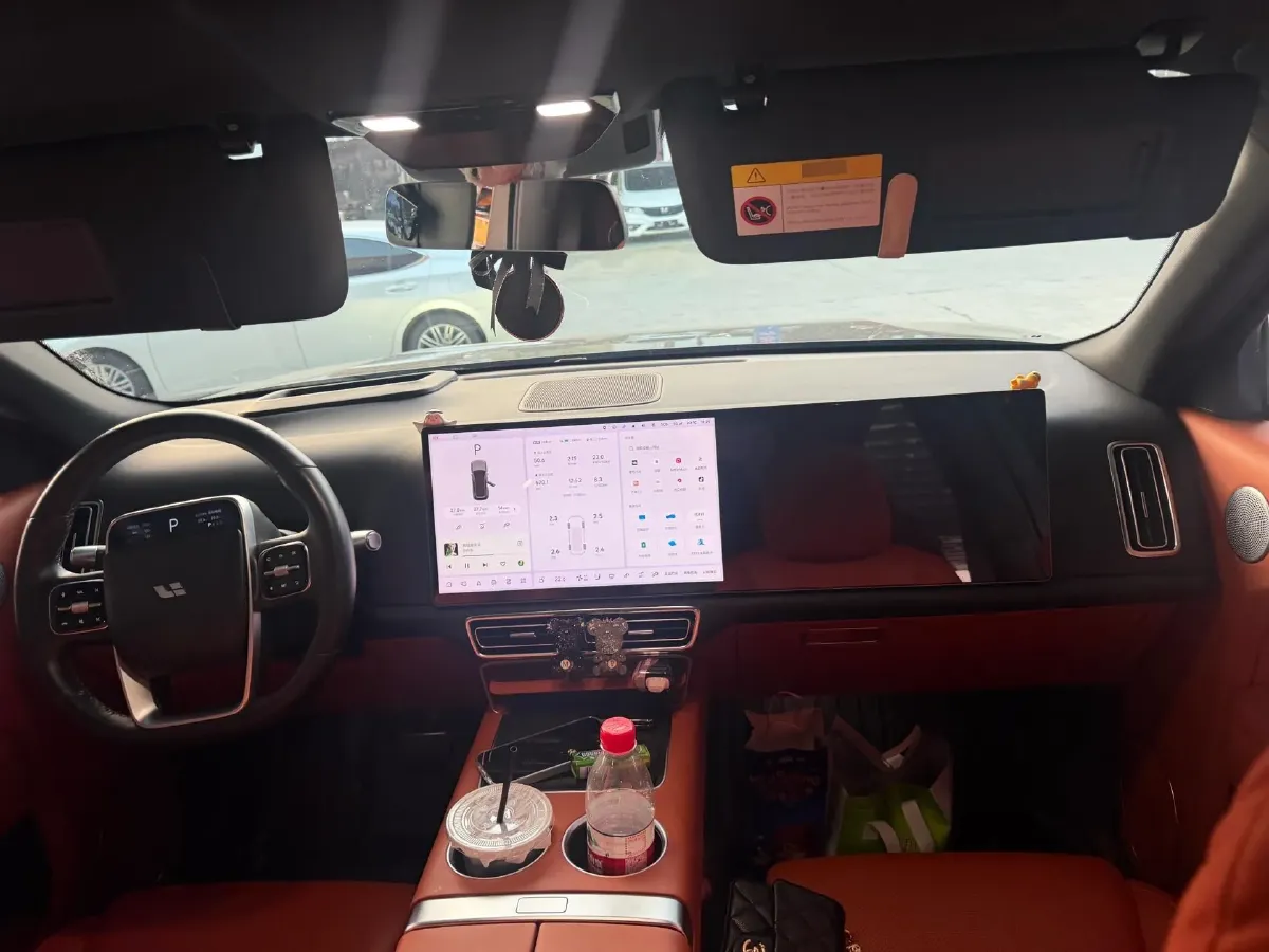 2023 Li L8 Range Extended 154HP REEV 40.9KWH,autocango,china used car exporter,china ev exporter,chinese used car exporter,chinese used ev exporter