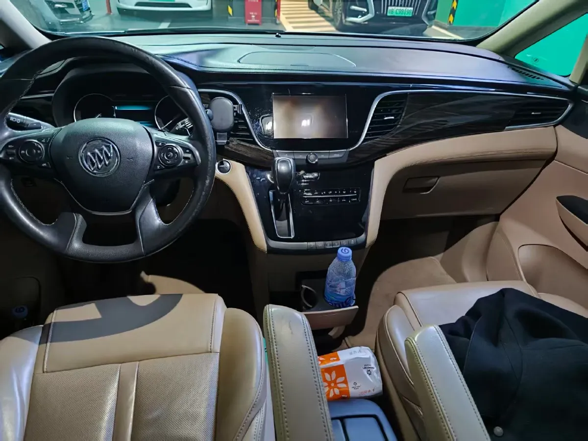 2018 Buick GL8 2.0T 260HP L4 6AT,autocango,china used car exporter,china ev exporter,chinese used car exporter,chinese used ev exporter