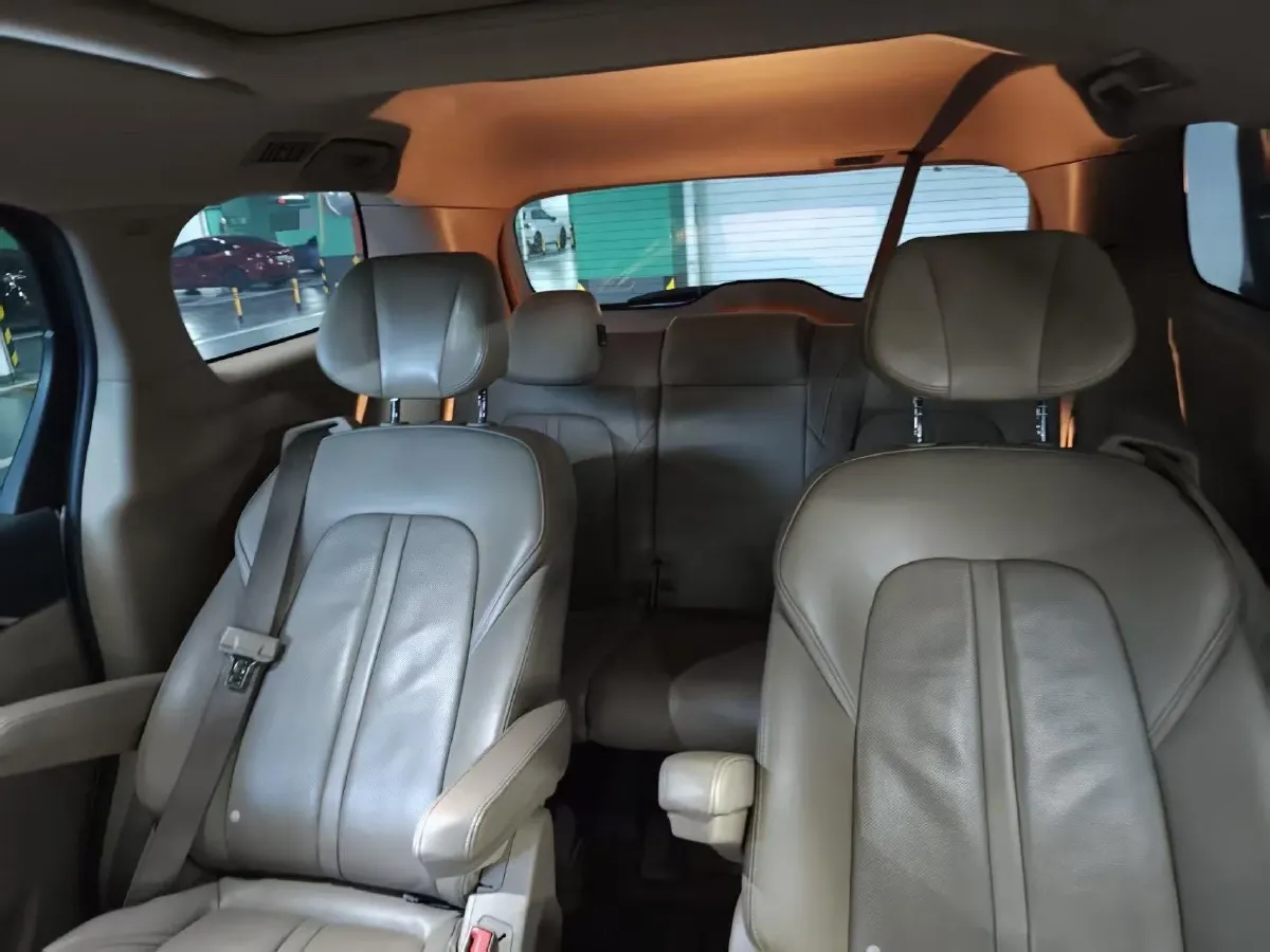 2018 Buick GL8 2.0T 260HP L4 6AT,autocango,china used car exporter,china ev exporter,chinese used car exporter,chinese used ev exporter