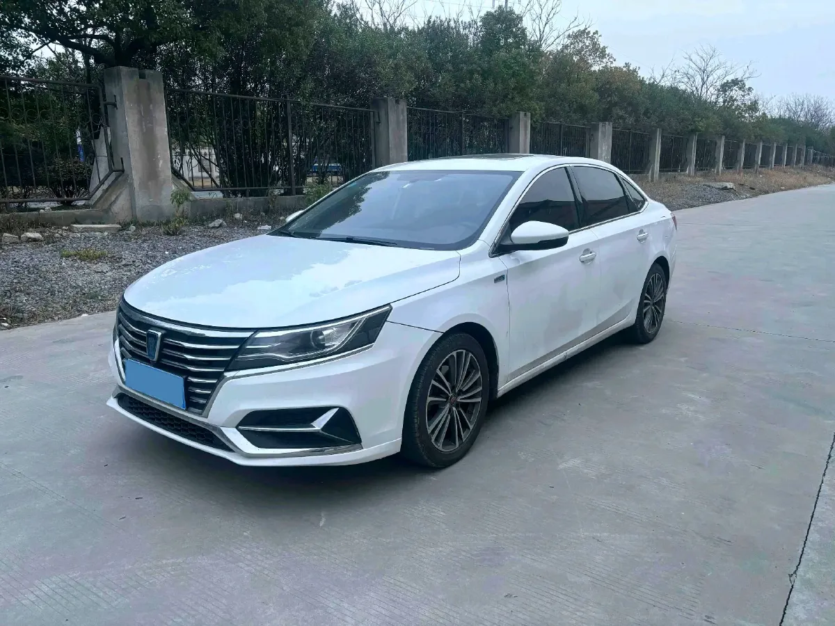 2019 Roewe i6 1.5T 169HP L4 7DCT,autocango,china used car exporter,china ev exporter,chinese used car exporter,chinese used ev exporter