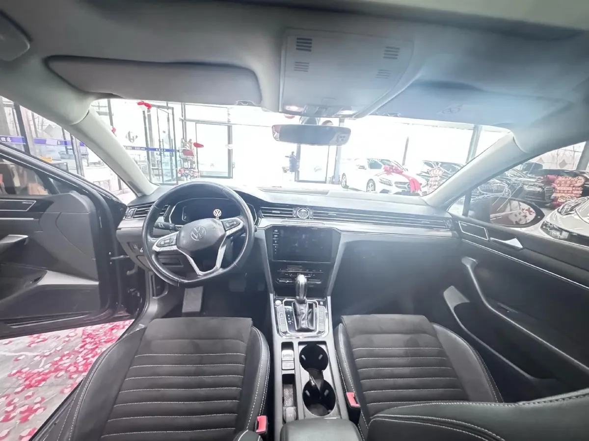 2020 Volkswagen Magotan 2.0T 186HP L4 7DCT,autocango,china used car exporter,china ev exporter,chinese used car exporter,chinese used ev exporter