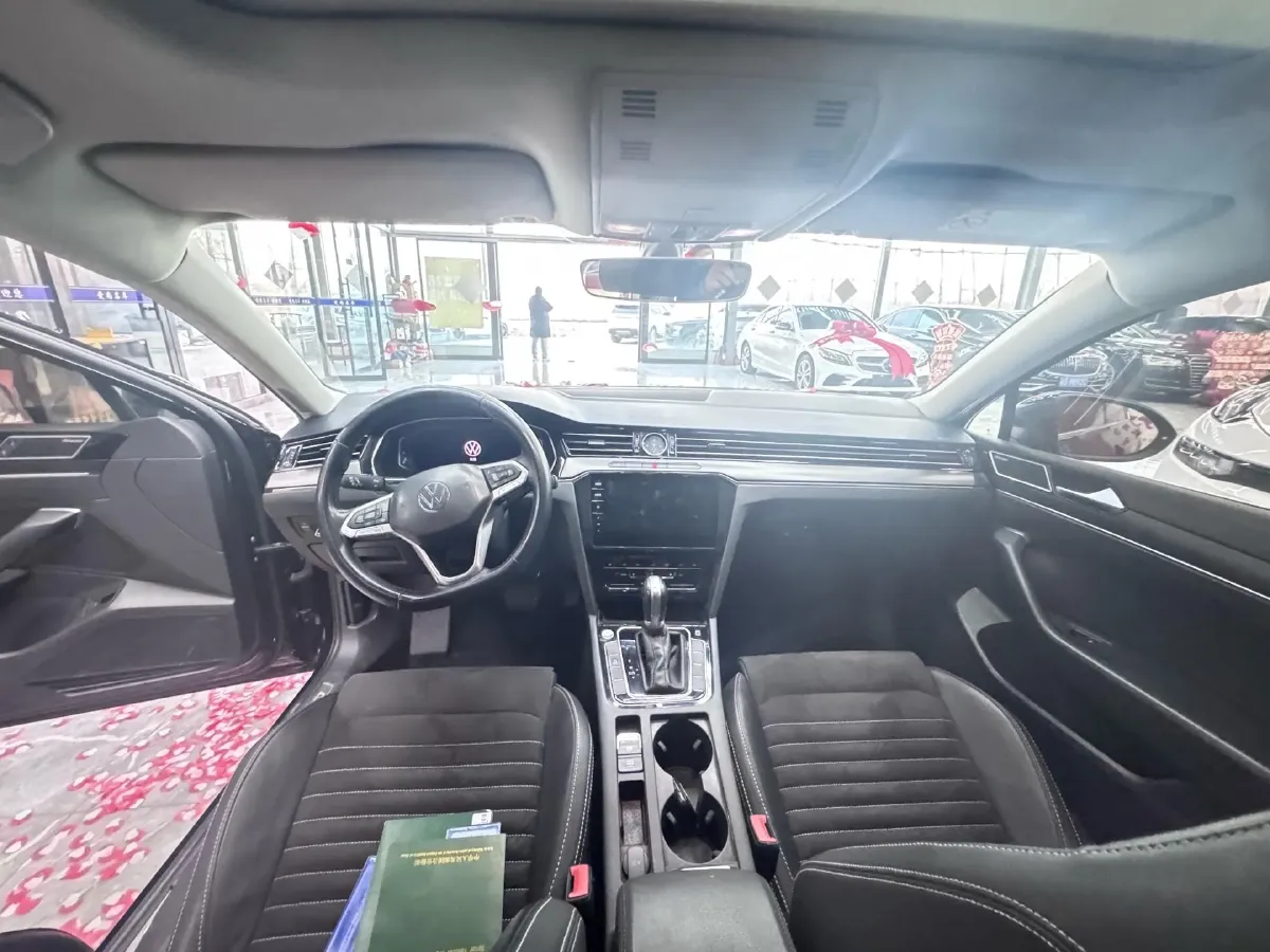 2020 Volkswagen Magotan 2.0T 186HP L4 7DCT,autocango,china used car exporter,china ev exporter,chinese used car exporter,chinese used ev exporter