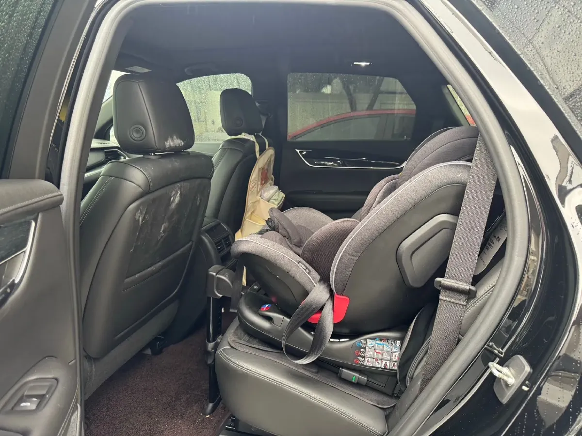 2020 Cadillac XT5 2.0T 237HP L4 9AT,autocango,china used car exporter,china ev exporter,chinese used car exporter,chinese used ev exporter