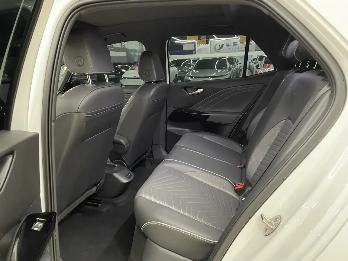 2025 Volkswagen ID.3 BEV 52.8KWH,autocango,china used car exporter,china ev exporter,chinese used car exporter,chinese used ev exporter