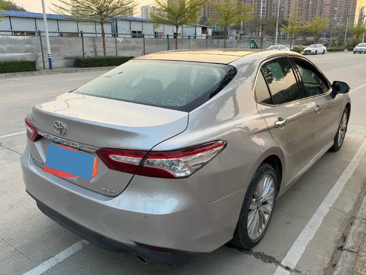 2019 Toyota Camry 2.5L 209HP L4 8AT,autocango,china used car exporter,china ev exporter,chinese used car exporter,chinese used ev exporter