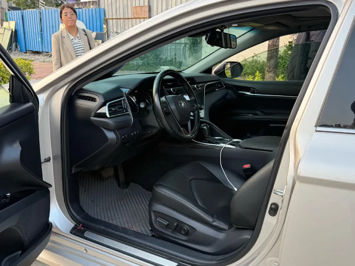 2019 Toyota Camry 2.5L 209HP L4 8AT,autocango,china used car exporter,china ev exporter,chinese used car exporter,chinese used ev exporter