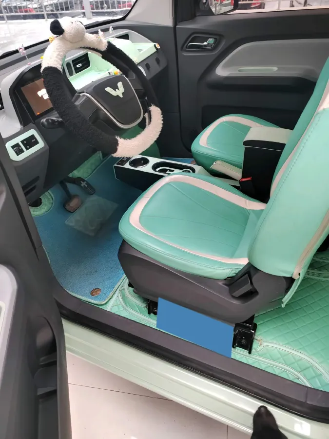 2021 WuLing HongGuang MINI EV BEV 9KWH,autocango,china used car exporter,china ev exporter,chinese used car exporter,chinese used ev exporter